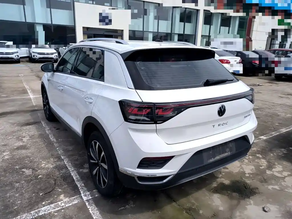 Volkswagen T-Roc — миниатюра 5