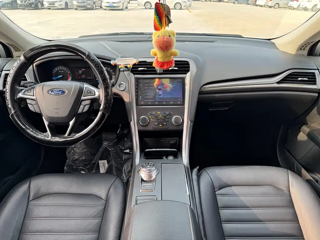 Ford Mondeo — миниатюра 11