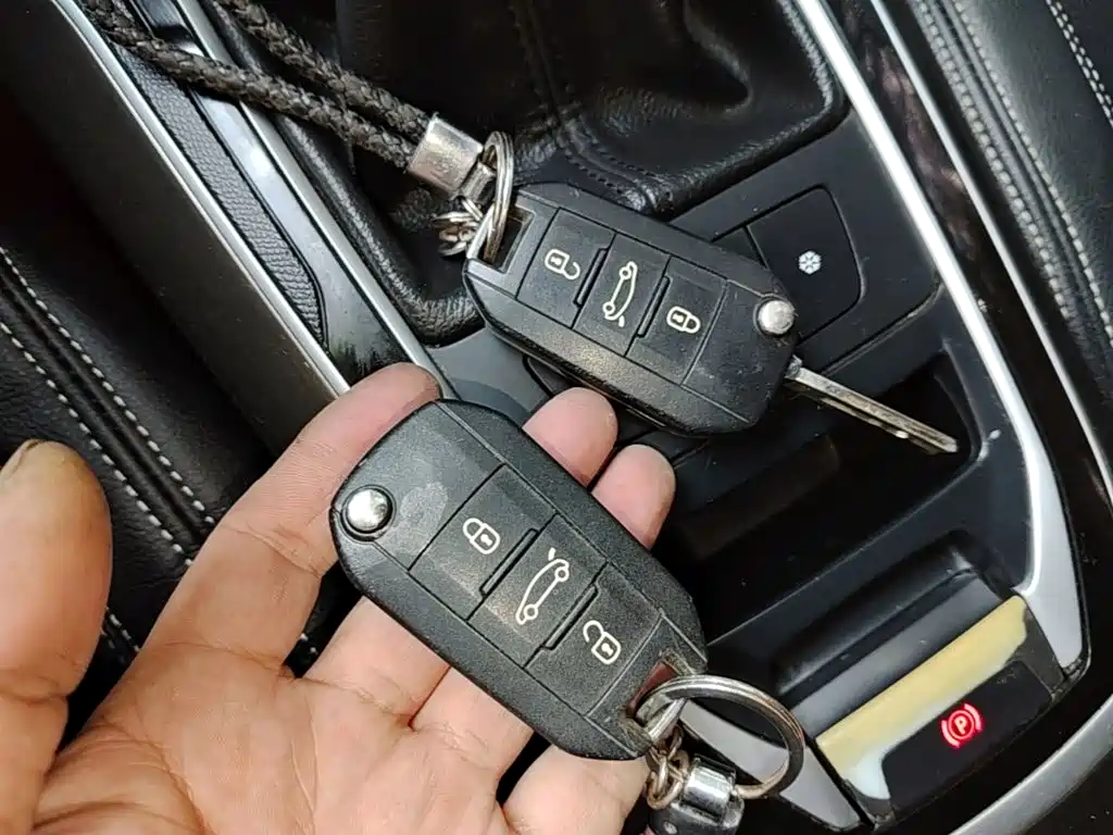 Peugeot 408 — миниатюра 9