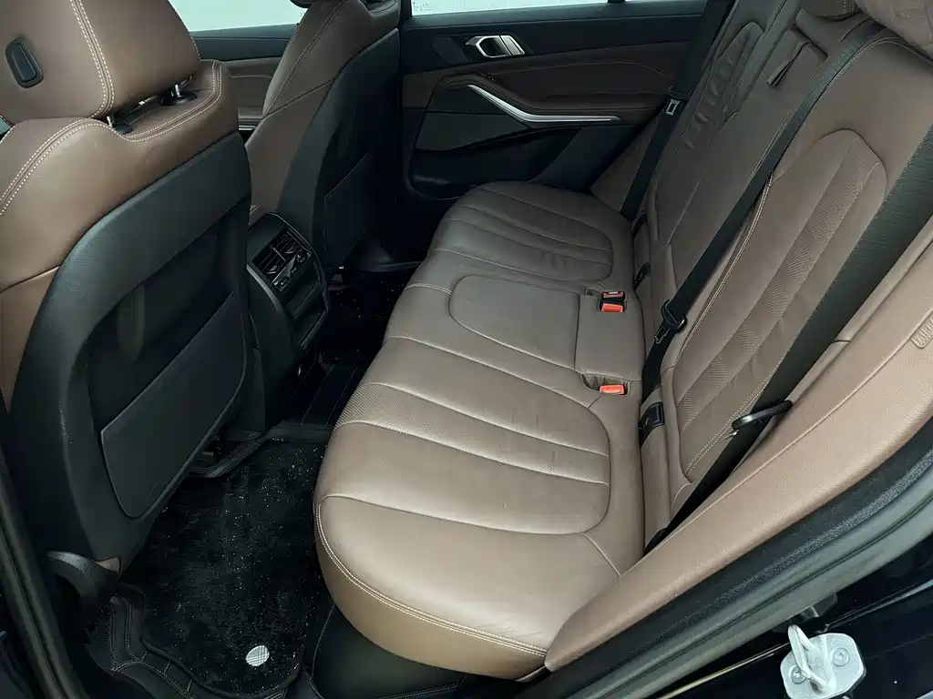 BMW X5 (Import) — миниатюра 11