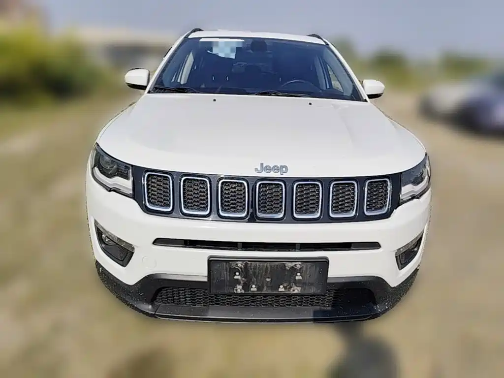 Jeep Compass — миниатюра 5