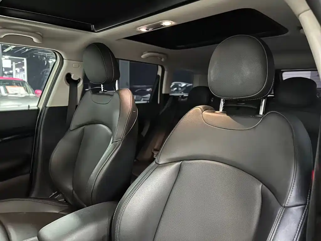 MINI Mini Clubman — миниатюра 7