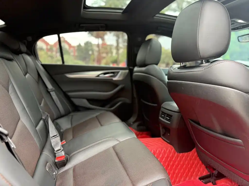 Cadillac CT5 — миниатюра 13