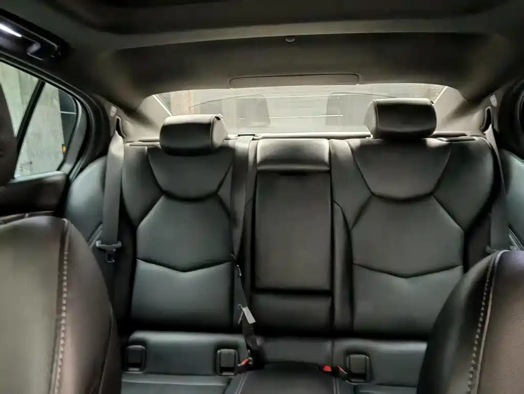 Cadillac CT5 — миниатюра 15