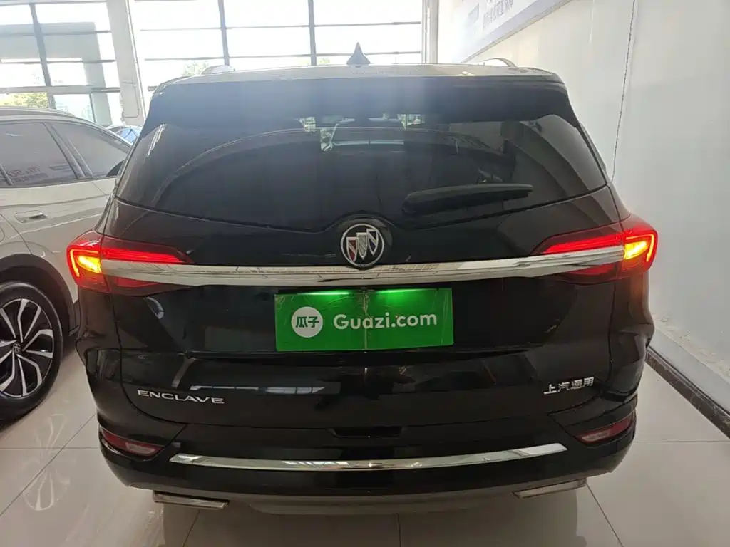 Buick Enclave — миниатюра 6