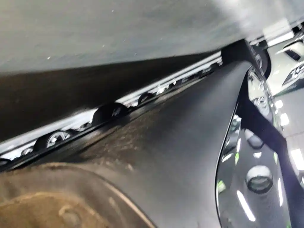 Tesla Model Y — миниатюра 22