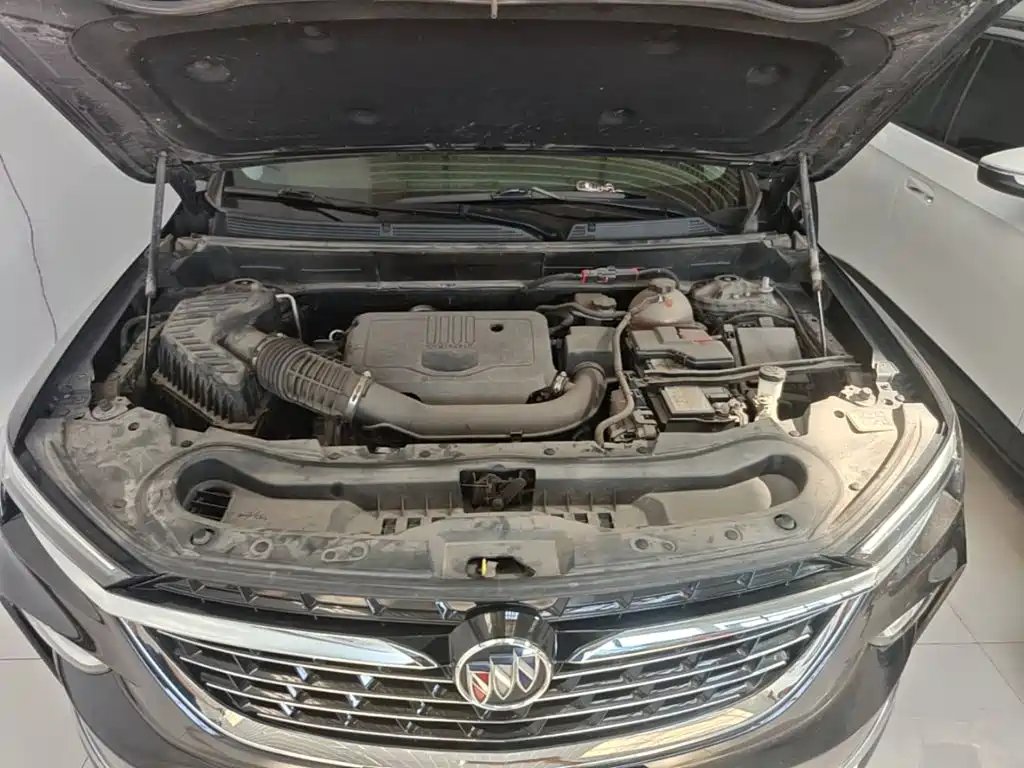 Buick Enclave — миниатюра 20