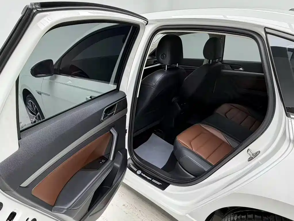 Volkswagen Lavida — миниатюра 18