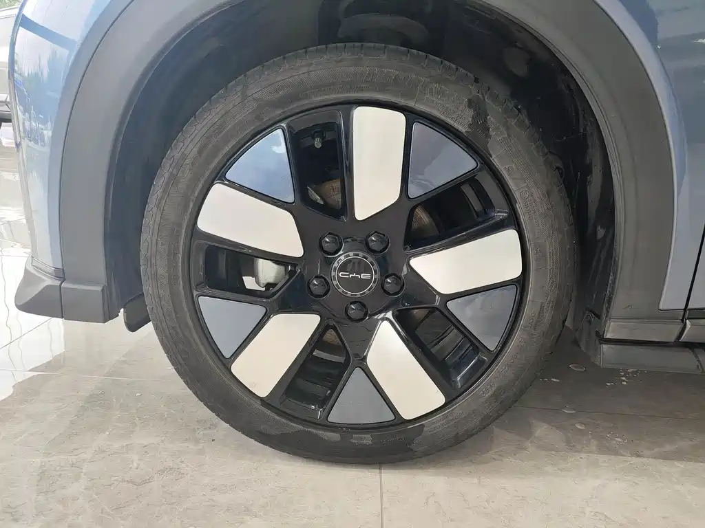 BYD Dolphin — миниатюра 14