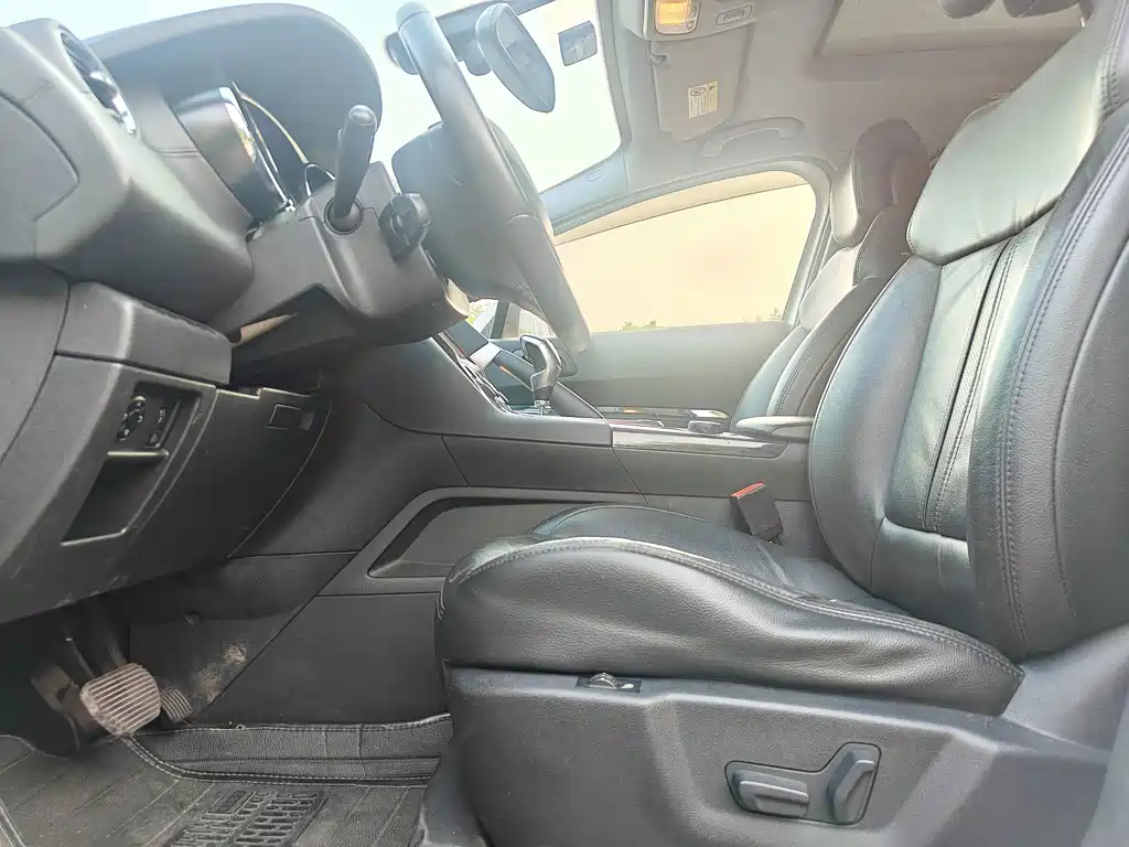 Peugeot 3008 — миниатюра 14