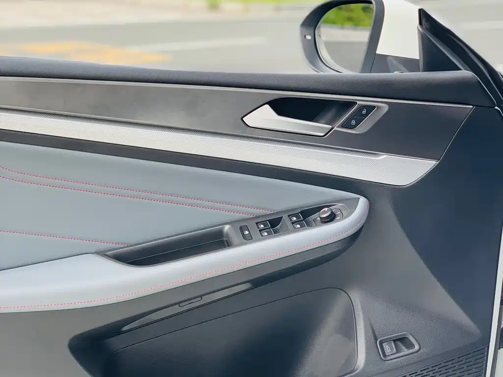 Volkswagen Lamando — миниатюра 11