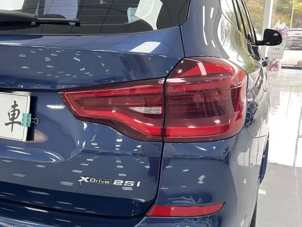 BMW X3 — миниатюра 27