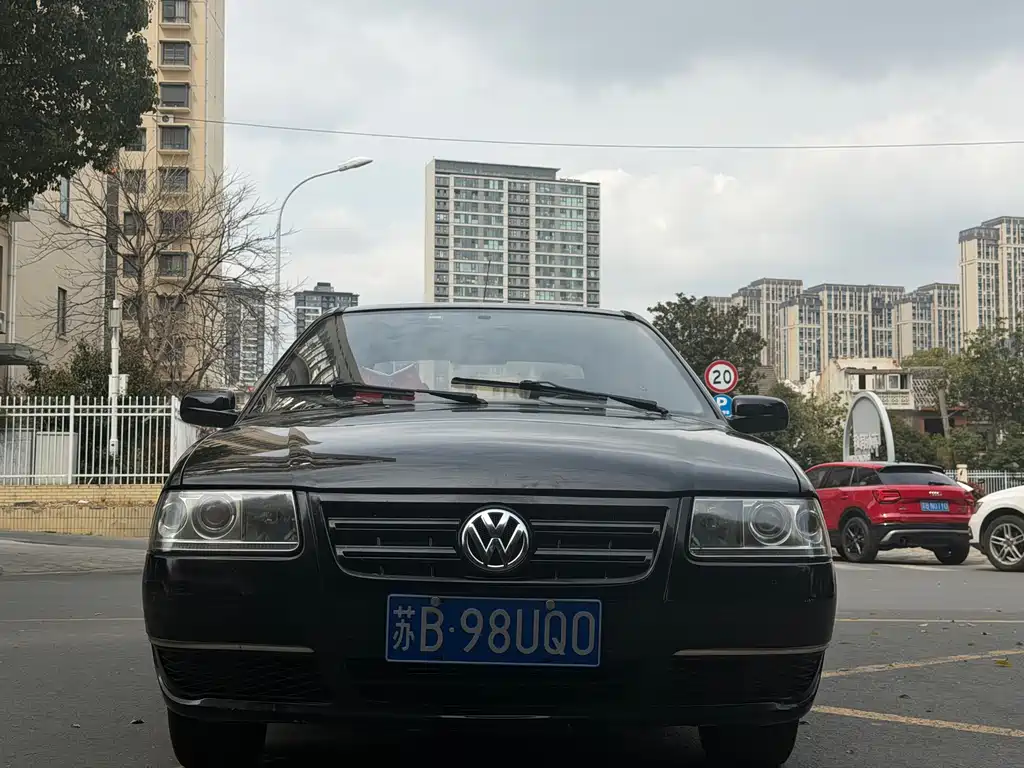 Volkswagen Santana Vista 2013