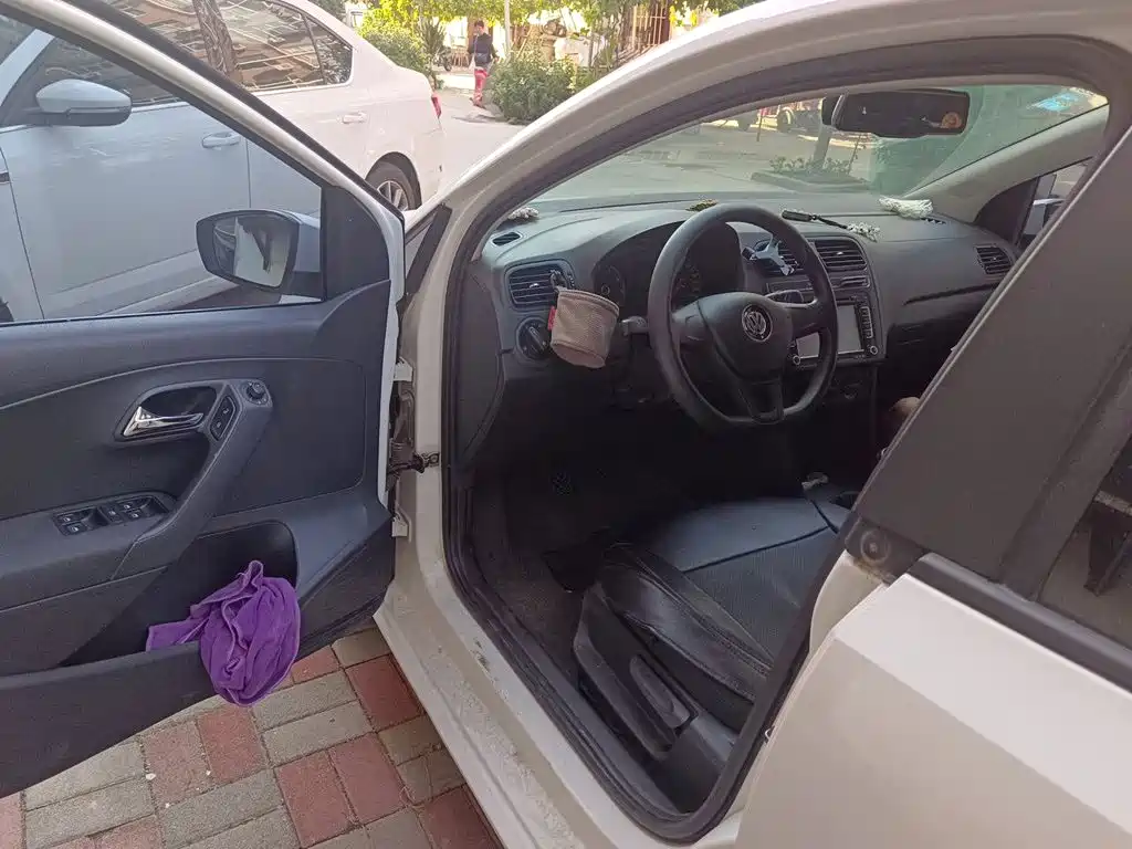 Volkswagen Polo — миниатюра 17