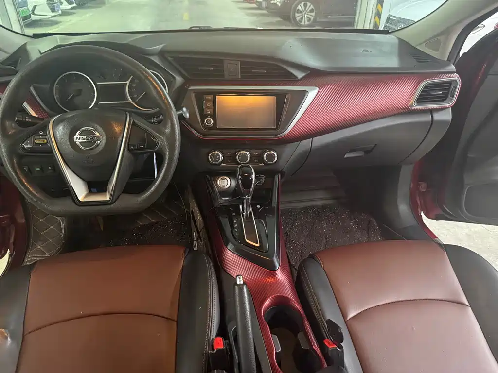 Nissan Bluebird — миниатюра 8