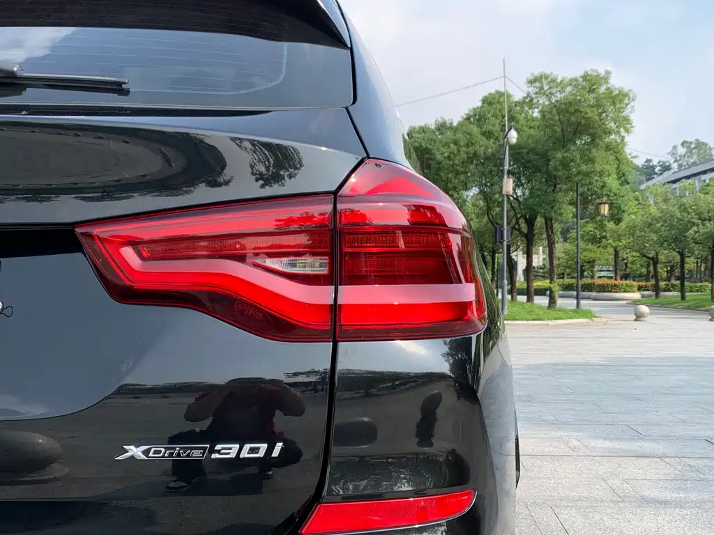 BMW X3 — миниатюра 14