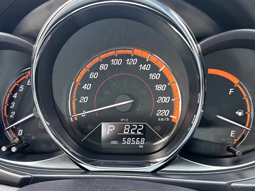 Toyota Yaris L — миниатюра 7