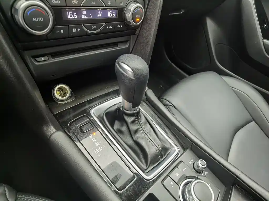 Mazda 3 Axela — миниатюра 13