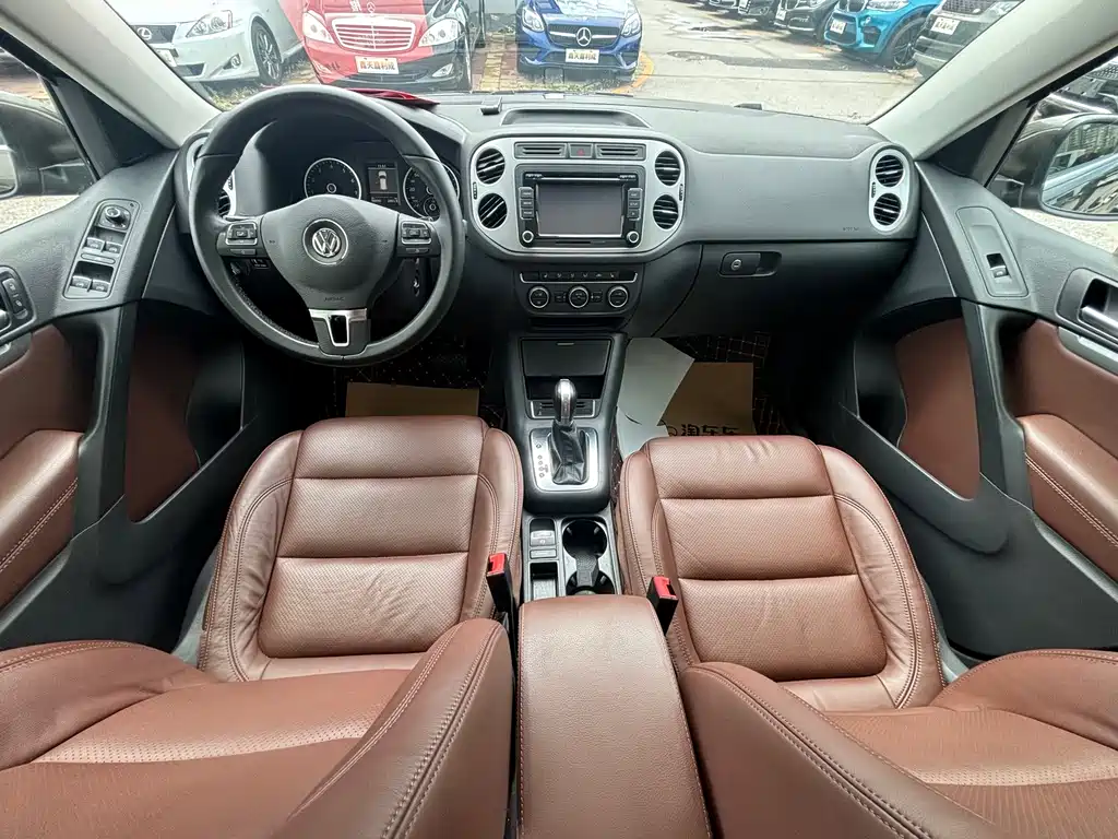 Volkswagen Tiguan — миниатюра 15