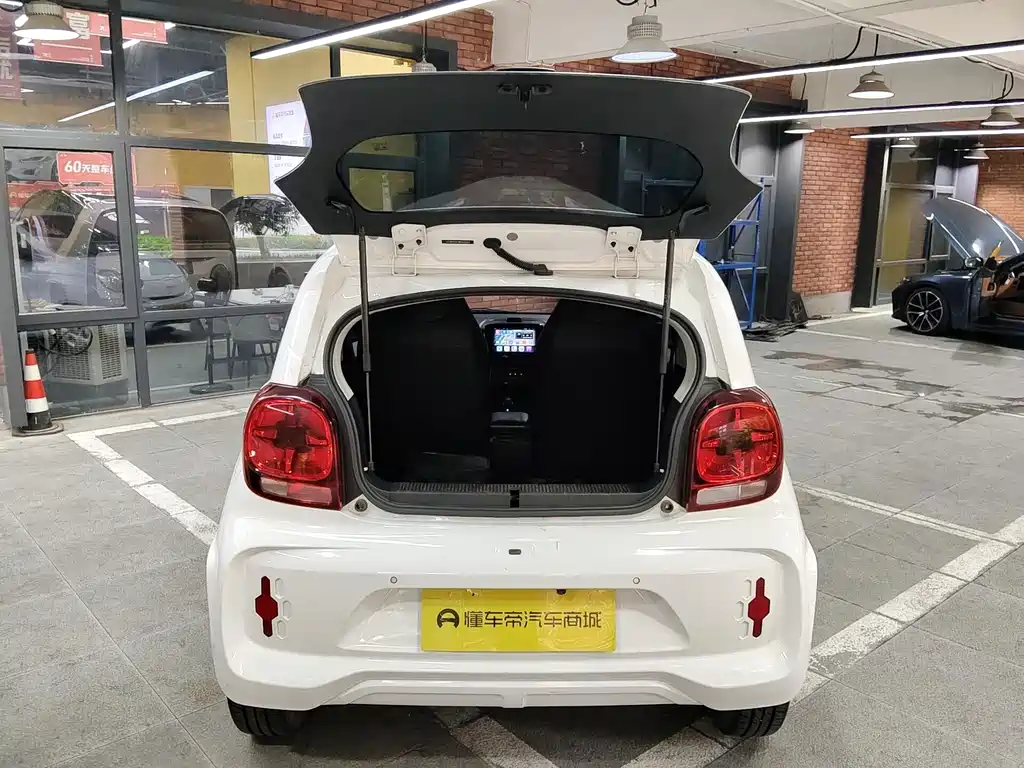 Roewe Clever — миниатюра 19