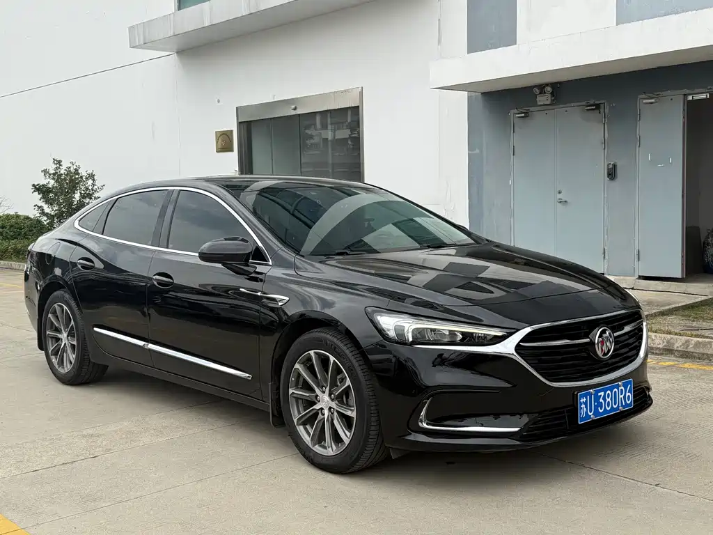 Buick LaCrosse — миниатюра 3