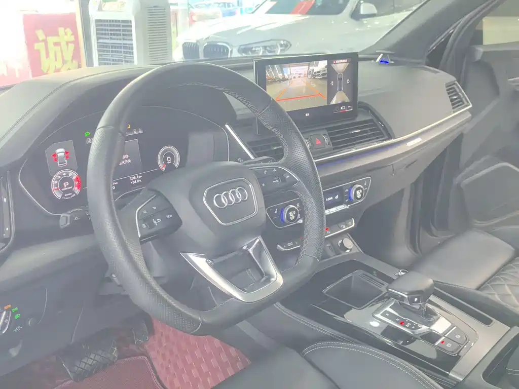 Audi Q5L Sportback — миниатюра 21
