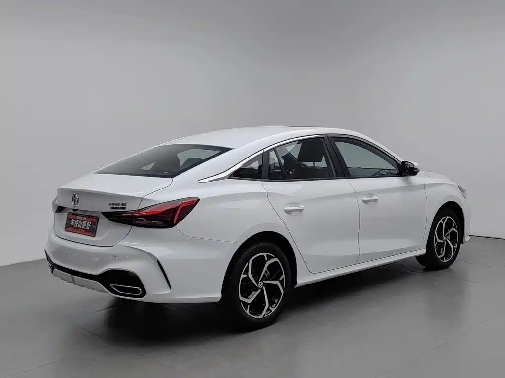 MG MG5 — миниатюра 2