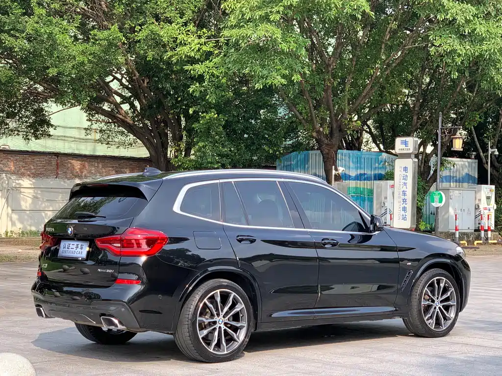 BMW X3 — миниатюра 19