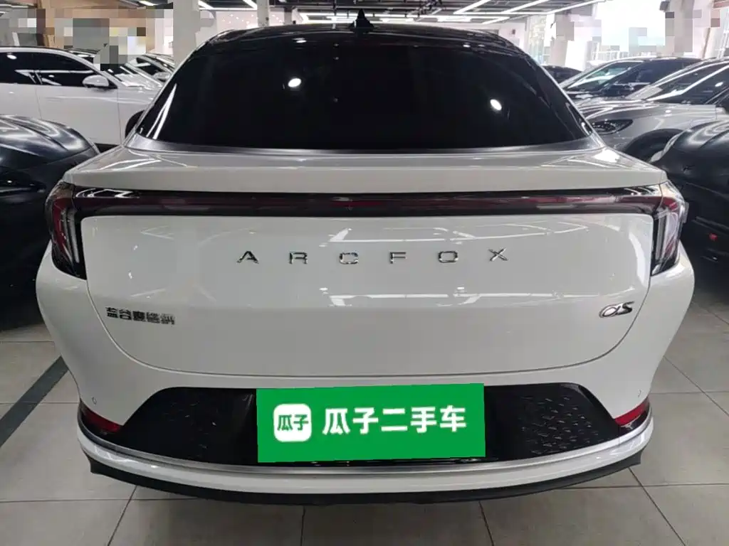 ARCFOX Alpha S — миниатюра 6