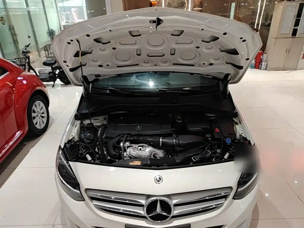 Mercedes-Benz B-Class — миниатюра 20