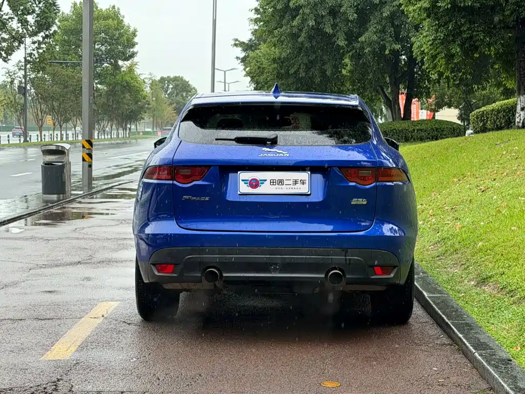 Jaguar F-PACE — миниатюра 5