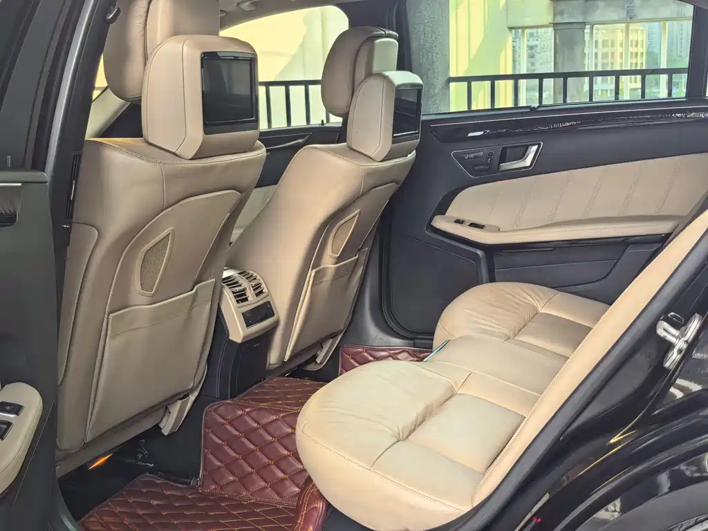 Mercedes-Benz E-Class — миниатюра 19