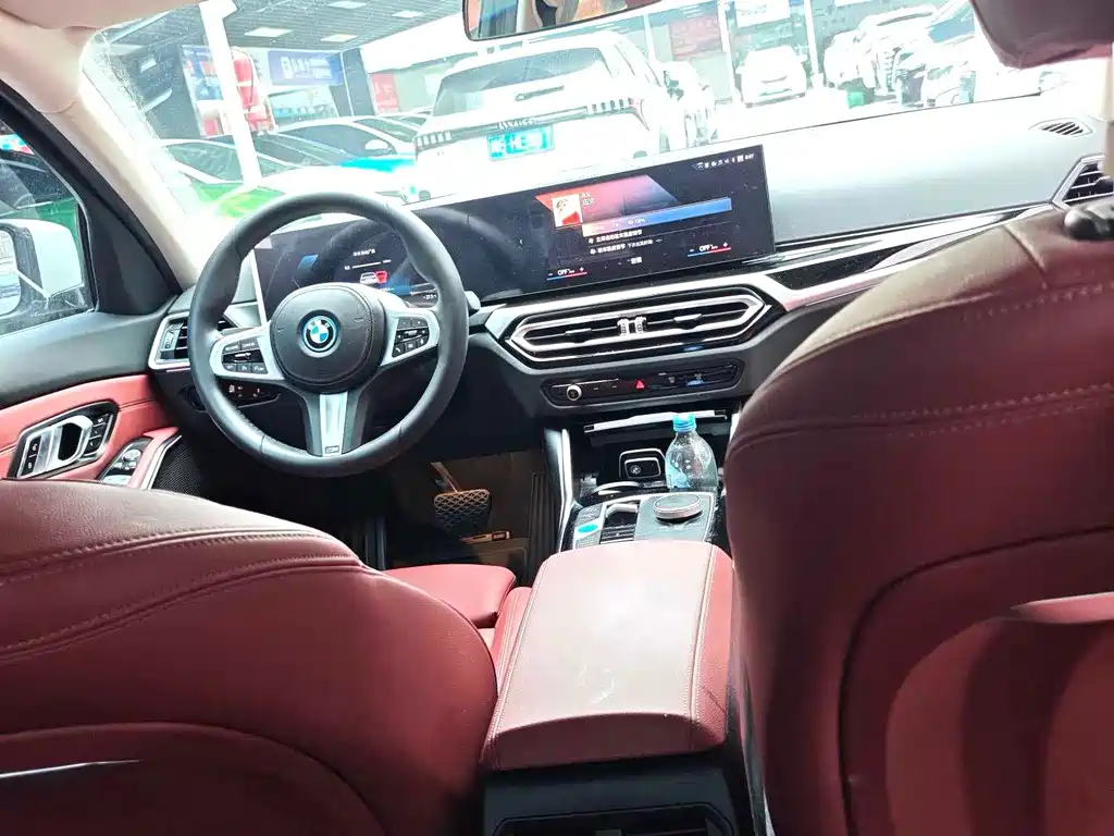 BMW i3 — миниатюра 4