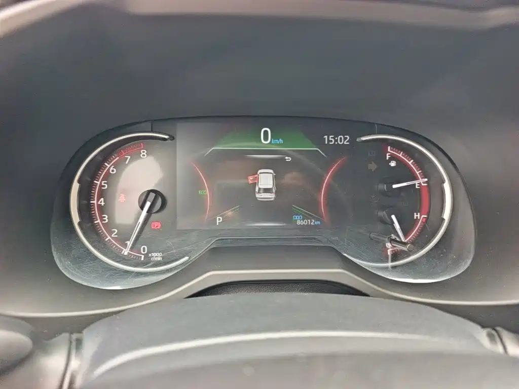 Toyota RAV4 — миниатюра 12