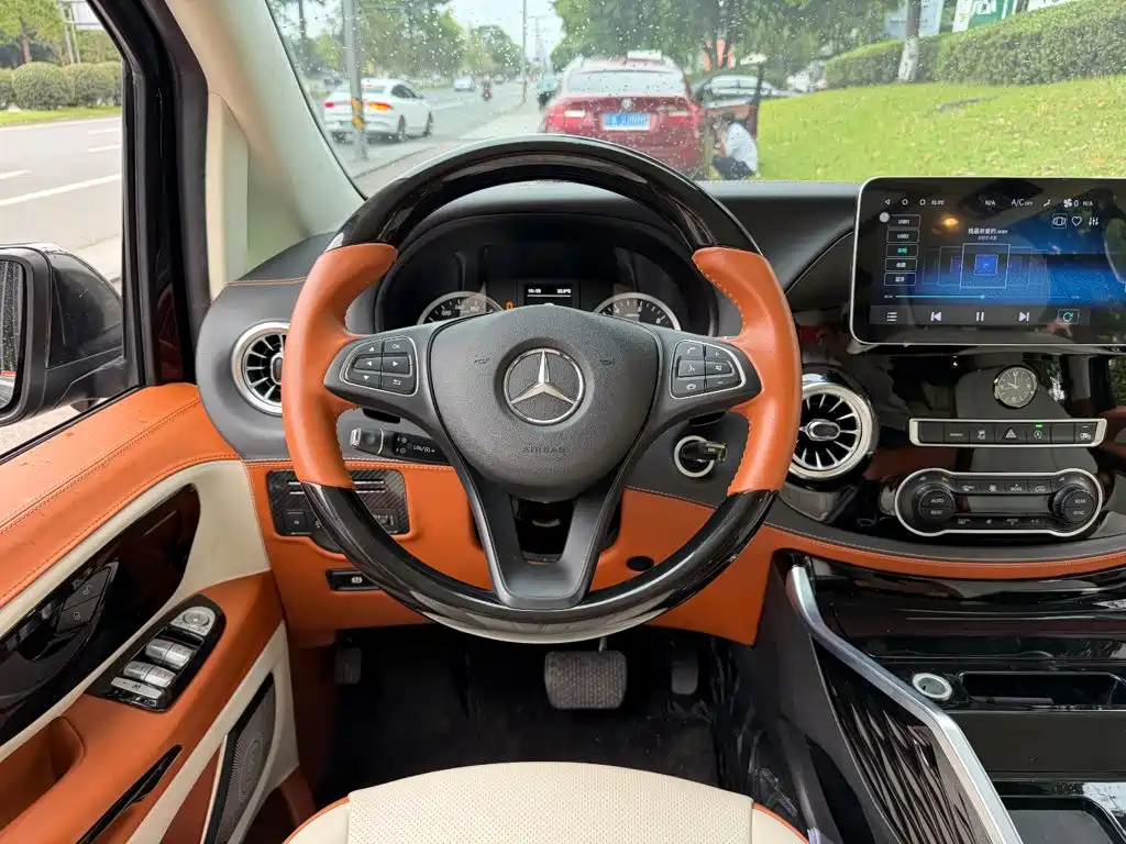 Mercedes-Benz Vito — миниатюра 14