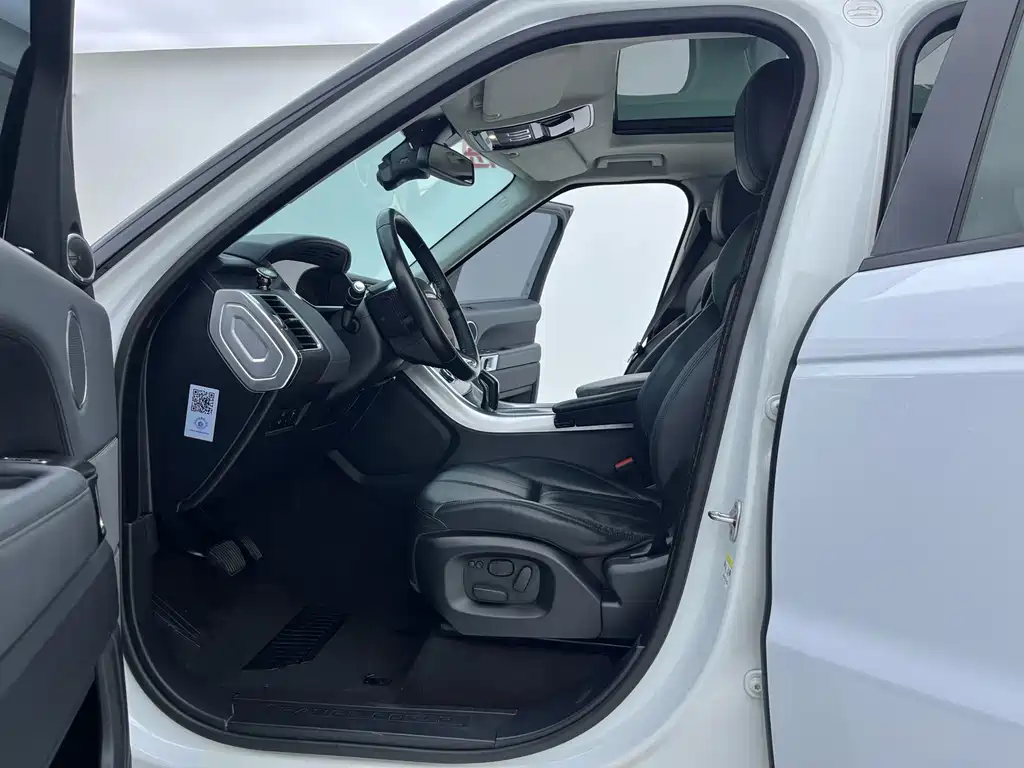 Land Rover Sport — миниатюра 12