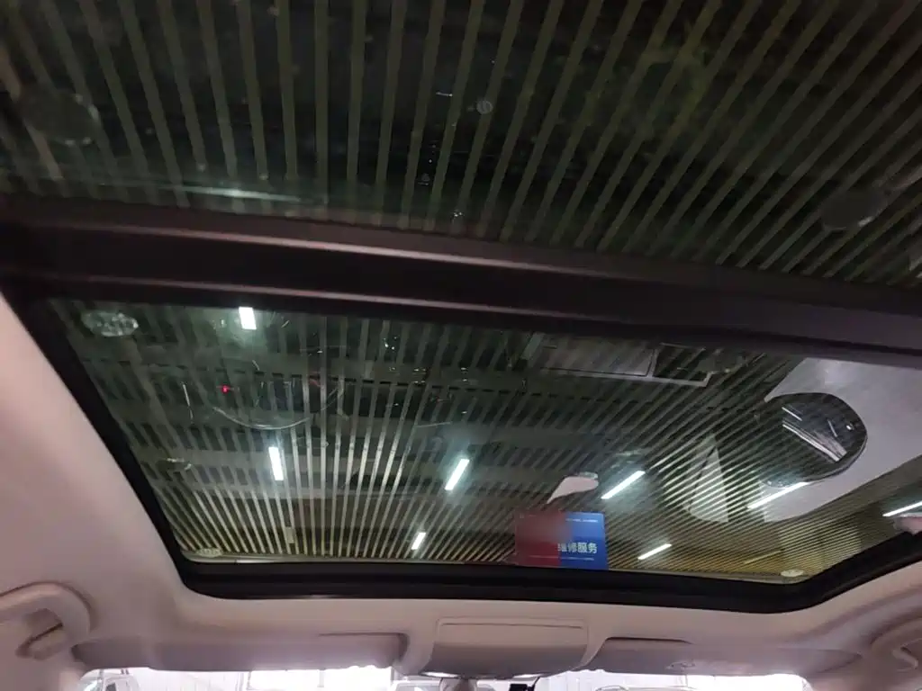 Volkswagen Touran — миниатюра 18