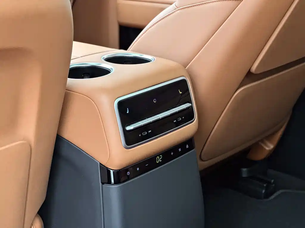 Li Auto Li L9 — миниатюра 16