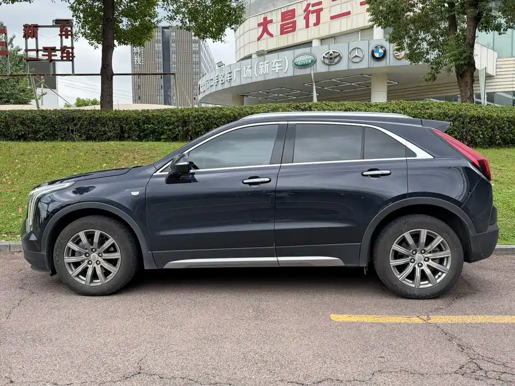 Cadillac XT4 — миниатюра 3