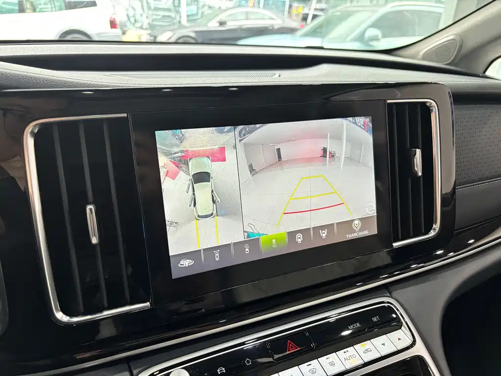 GAC Motor Trumpchi M8 — миниатюра 10