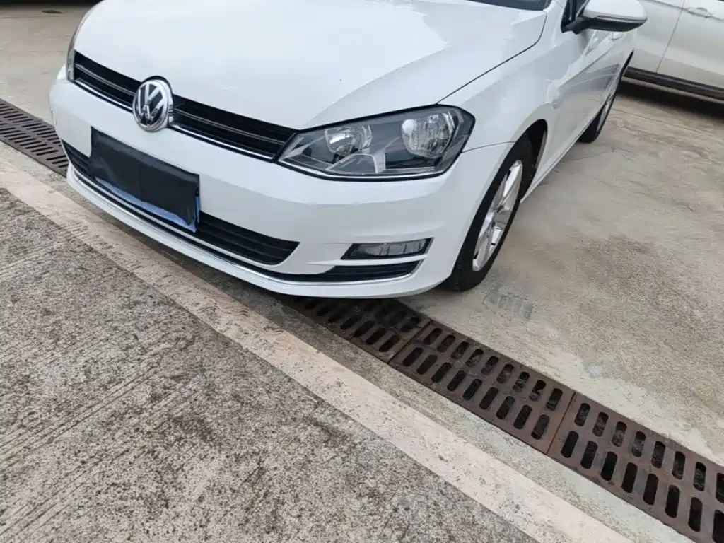 Volkswagen Golf — миниатюра 24