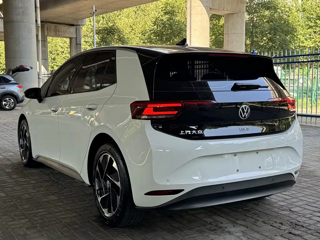 Volkswagen ID.3 — миниатюра 5