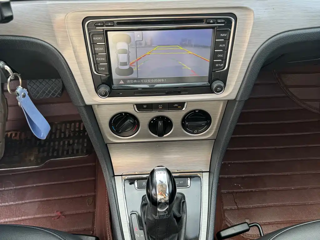 Volkswagen Lavida — миниатюра 14