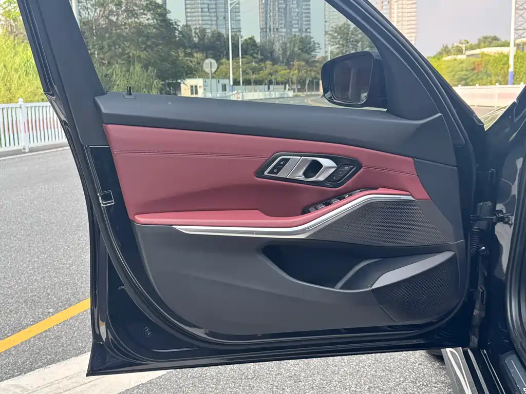 BMW i3 — миниатюра 9