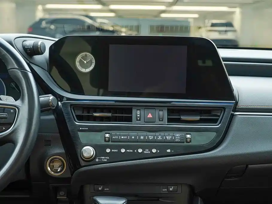 Lexus ES — миниатюра 18