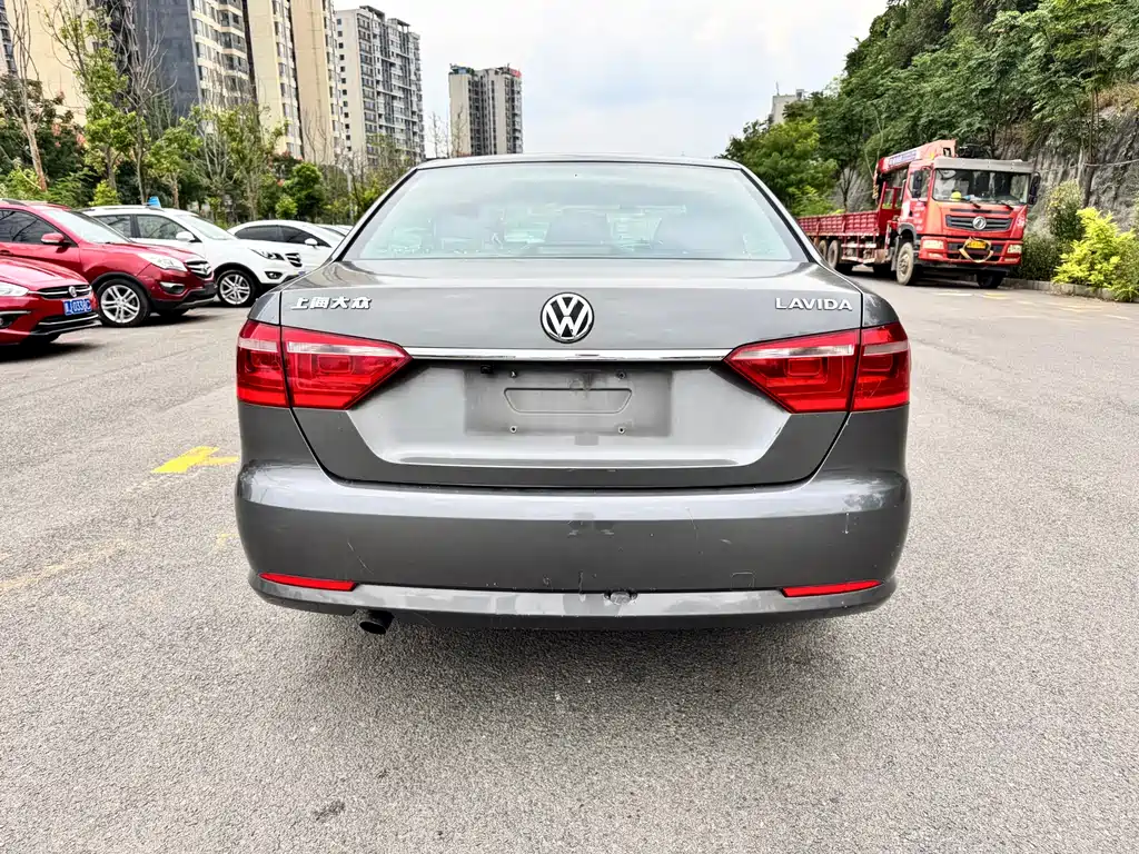 Volkswagen Lavida — миниатюра 10