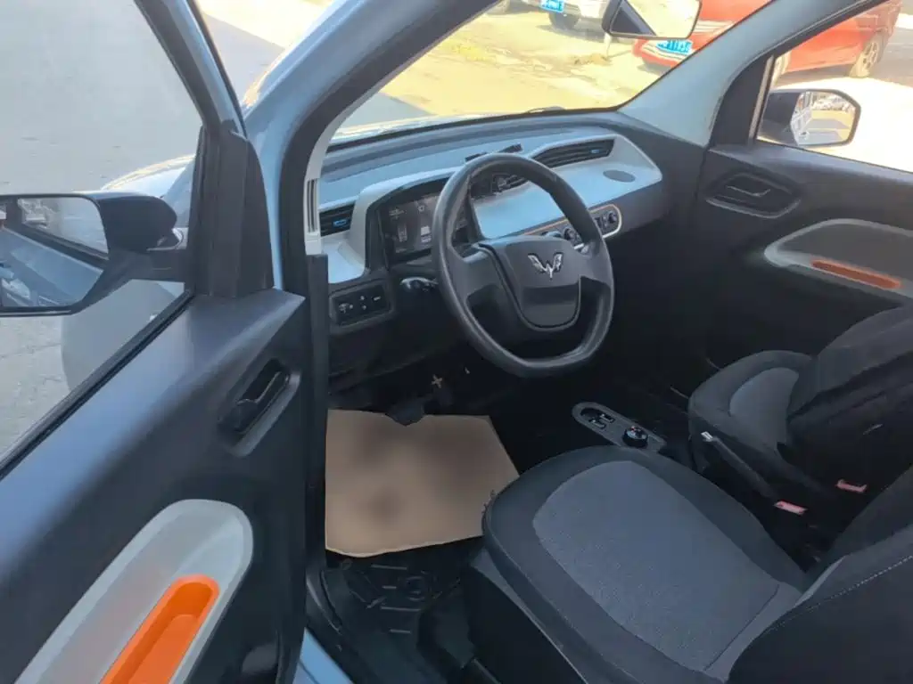 Wuling MINIEV — миниатюра 16