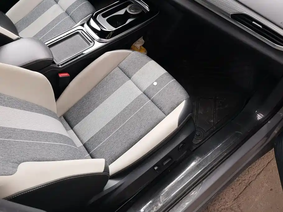 Volkswagen ID.4 Crozz — миниатюра 8