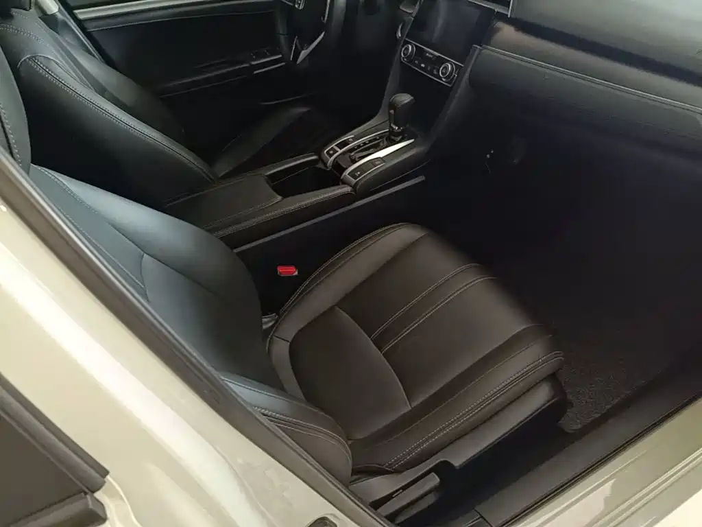 Honda Civic — миниатюра 25