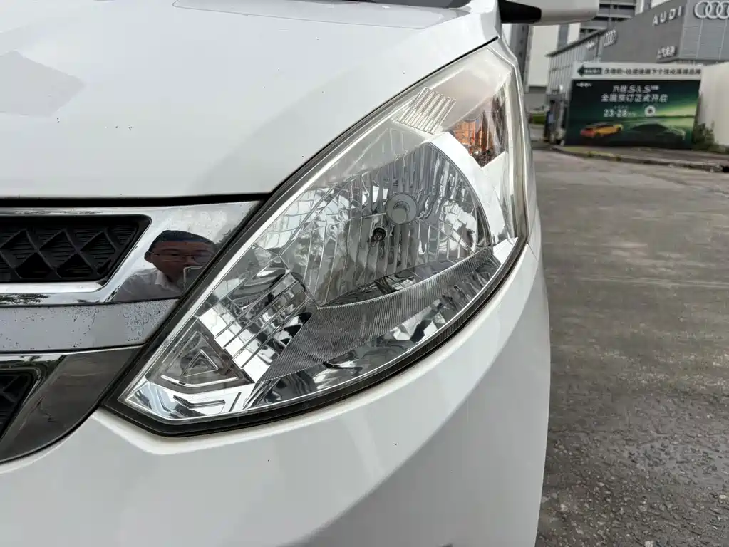 Wuling Rongguang V — миниатюра 11